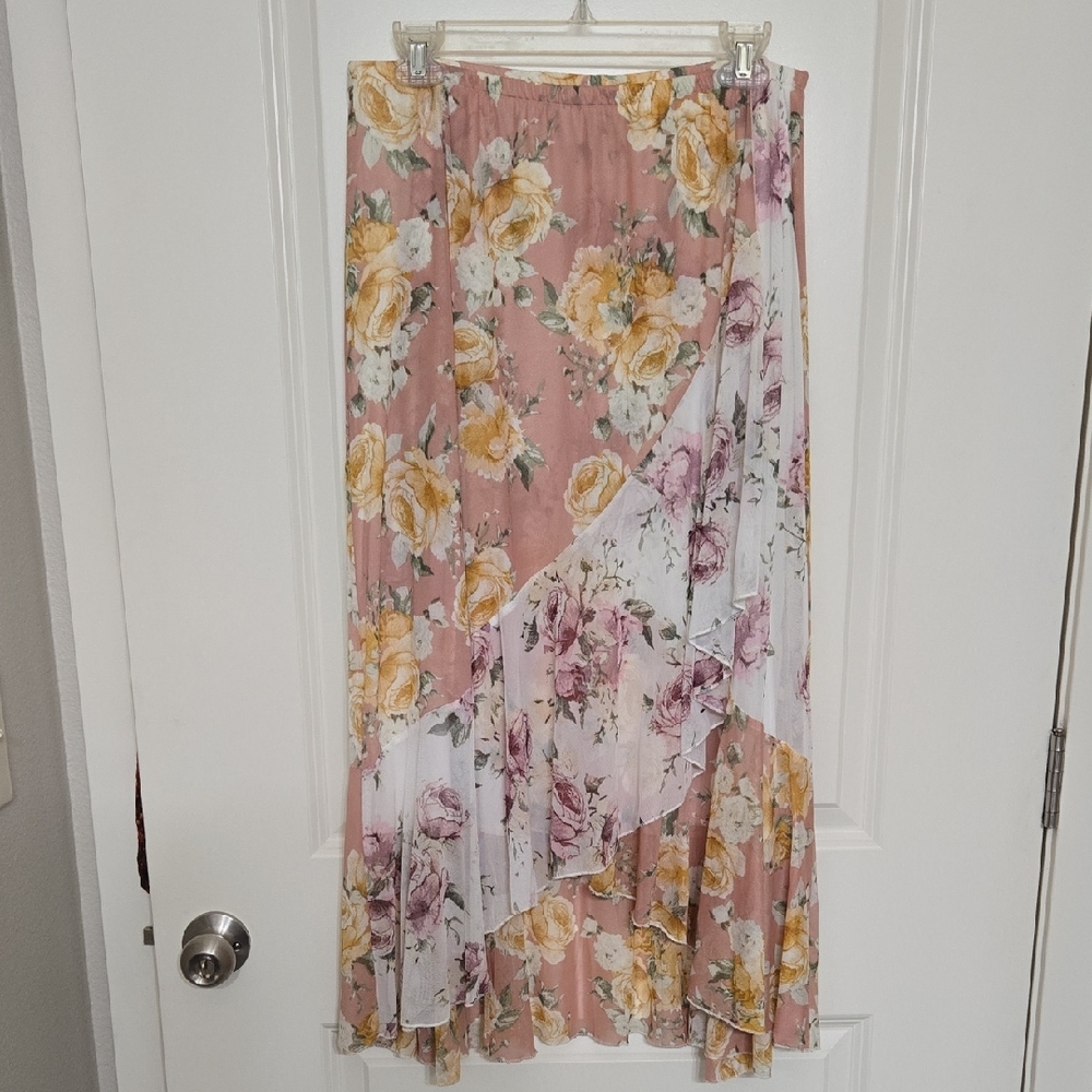 The Pyramid Collection Skirt